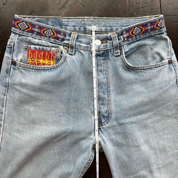 VINTAGE Buzz 18 Reworked Levi’s 501s - Beaded Embellished Jeans from the 90s - Picture 9 of 16